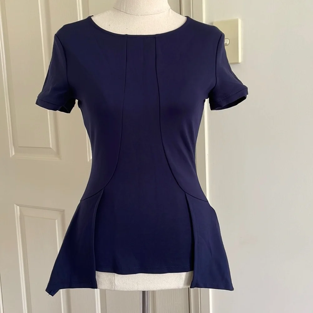 💙FOREVER NEW Sz6 Blue structured short sleeve blouse with zipper + flair detail - Picture 1 of 14